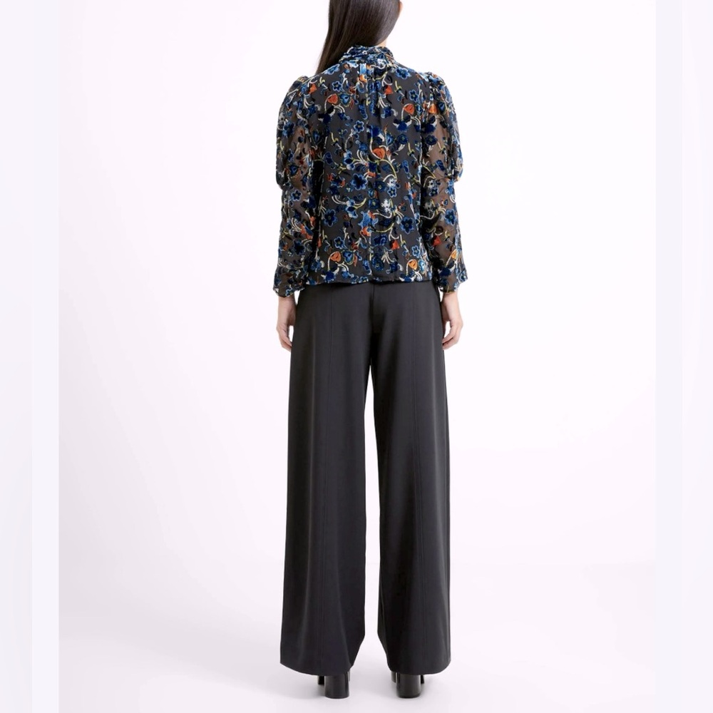 FRENCH CONNECTION Avery Burnout Puff-Sleeve Top - Picture 3 of 16